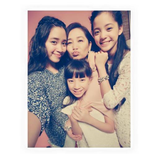 歐陽妮妮、歐陽娜娜、歐陽娣娣_臉書