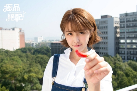 衛芬青│邵雨薇 飾