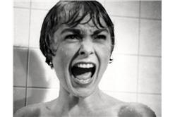 21歲正妹目睹男友跟58歲祖母做愛