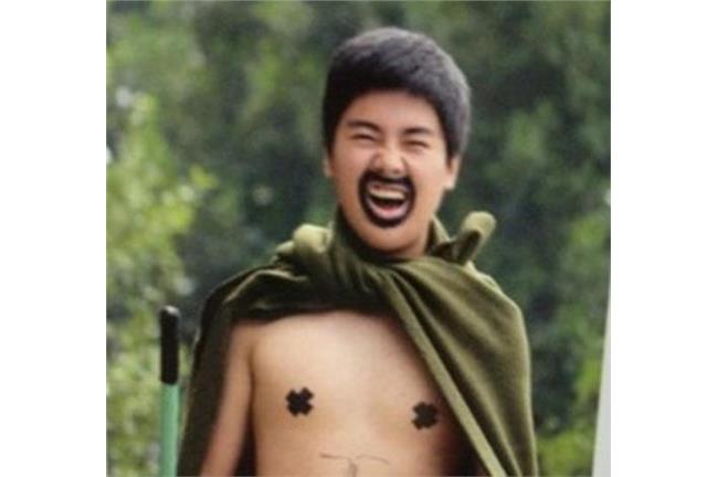 深奧！讓你摸不透的《男校的畢業照》