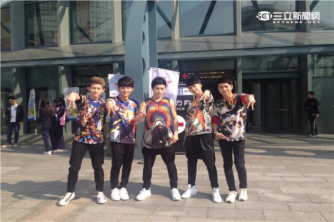 比線上發片團體還強！超接男團人氣旺