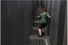 碰到太難的工作就「閃躲」，也是極佳的人生策略（圖：Mr.6）