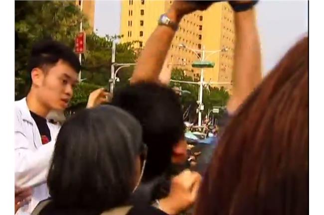 《壹電視》攝影被黑衫婆扯倒腦震盪