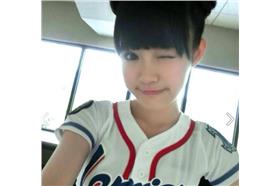 吳心緹、王思平、小嵐開球式　萌到都讓人忘記揮棒了啦>///<圖片來源 宅宅新聞 