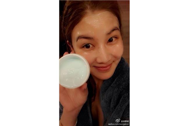 宋新妮挨嗆賺「黑心」錢　怒譙要提告
