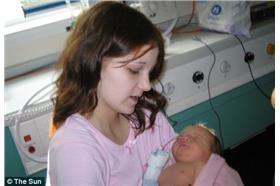 英國最年輕的媽媽