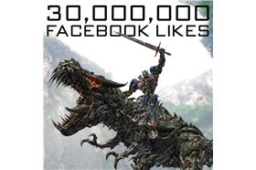 《變形金剛4》柯博文屠龍照曝光！