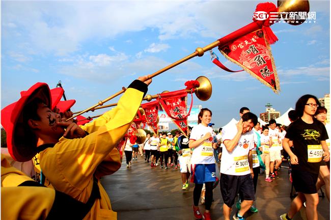 路跑新台潮！外國跑者：參加嘉年華會
