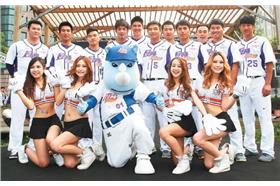 翻攝自義大犀牛官方粉絲頁