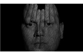 手與臉（來源：Mr.6）