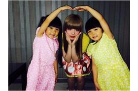 卡莉怪妞合體左左右右