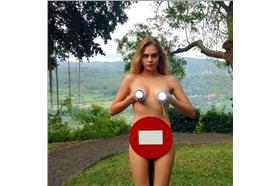 卡拉．迪瓦伊Instagram