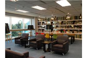 桃園機場閱讀候機室