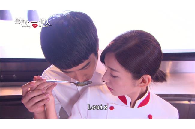 背後環抱凱琪　子杰：可以原諒我嗎？