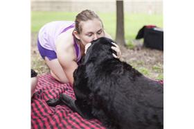 Duke 骨癌狗狗安樂死／http://www.robynarouty.com/