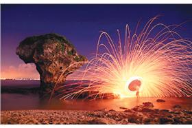 燒鋼絲絨拍美照「毀小琉球」／臉書