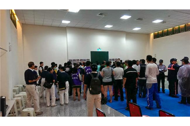 7名目擊者指稱：遭雷擊後失速