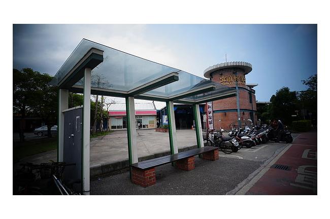 宜縣裝LED看板　閒置7個月沒接電