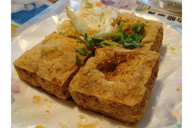 吃了一口臭豆腐　花了70萬醫藥費