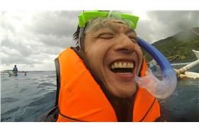 菲律賓與鯨鯊共游