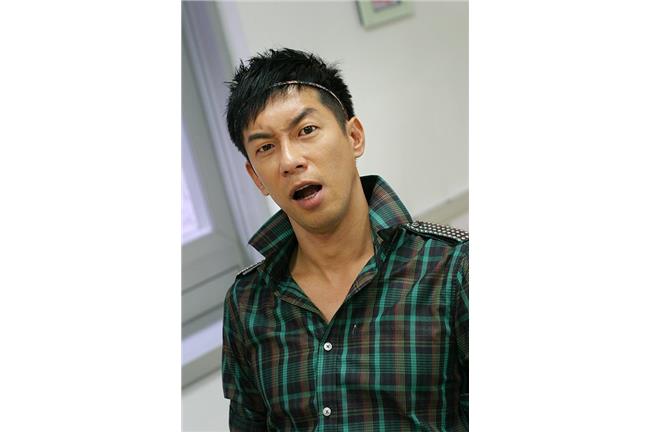張善為臥病過生日承諾「會快好起來」