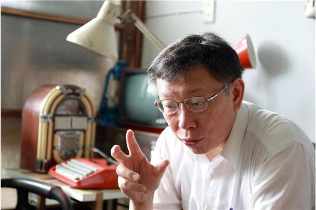 與吳思華吵架？柯P：我們是用力討論