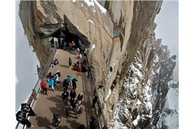 最危險的11條橋　看了腿就軟了