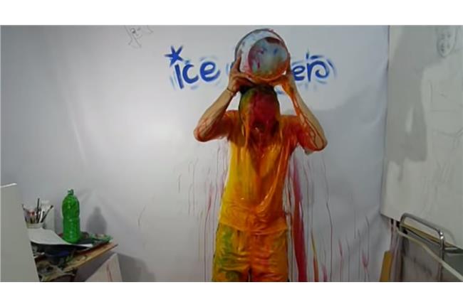 搞點不一樣的！藝術家改潑3色冰漆水