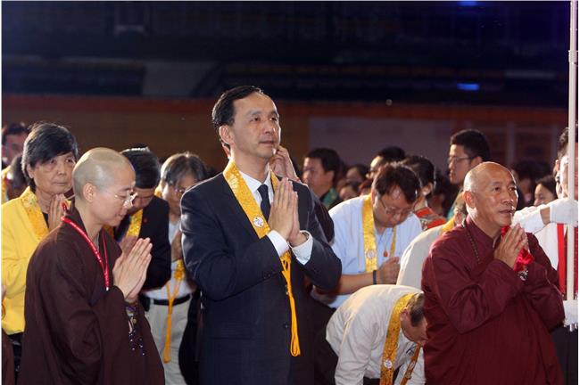 祈福消災　 新北市請法師擴大普渡