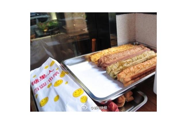 巧克力、抹茶都有！七彩油條超吸睛
