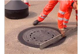 德國人孔蓋修補／youtub