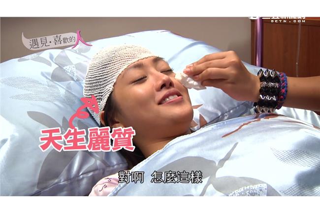 賴琳恩妝太濃？素顏上鏡展現天生麗質