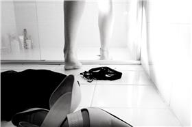 偷窺_▲圖Flavia Mariani Martins,flickr CC License