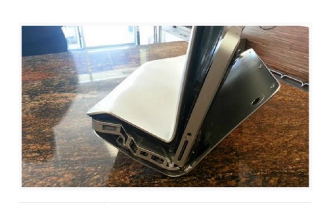 Macbook放「口袋」釀悲劇