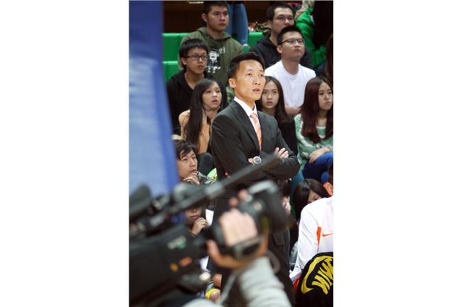 男籃1分輸中　許晉哲落淚：是我不好