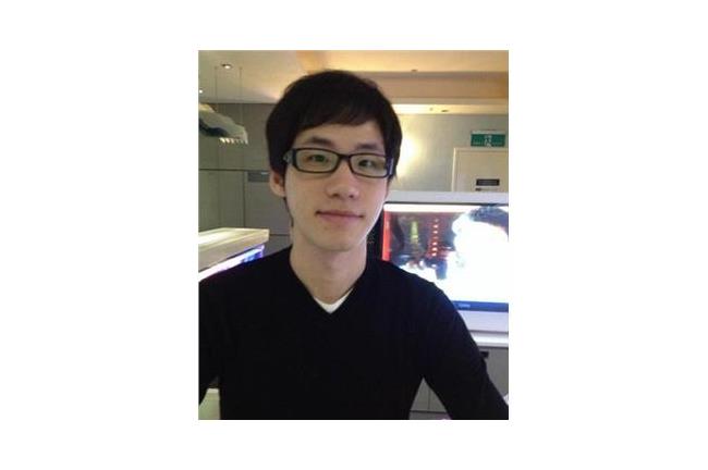 證人：宅王行兇前　潛入女友家打手槍