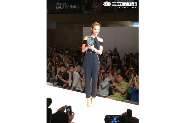 蔡依林自爆：很喜歡「長條狀」物品！