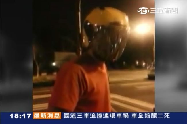 壓線被照耍任性？將測速器當自拍機玩