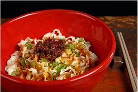 老媽拌麵麻辣味　來源：老媽拌麵臉書