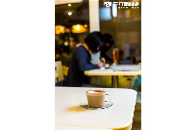 啥米！台北夜貓族半夜也可以喝咖啡
