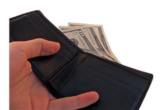 入錯行了啦！國泰金年終超過12個月