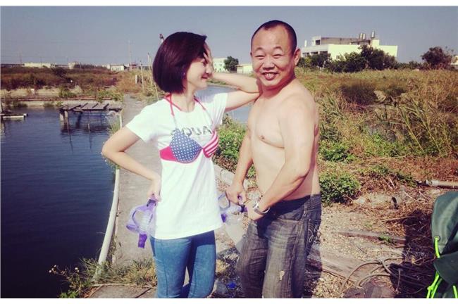佩佩崩壞外穿奶罩？陳子玄圓夢美人魚