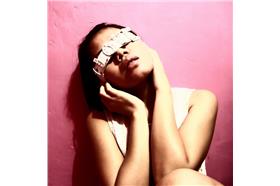 情侶,盲目,愛情(flickr-Karrie Nodalo)