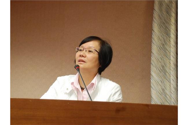 羅淑蕾率先開砲　逼宮馬英九辭黨主席