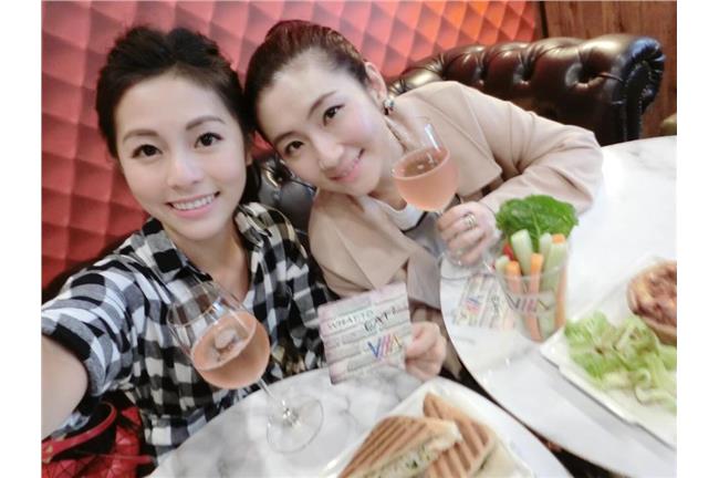 Selina為金鐘失眠：眼前一片黑