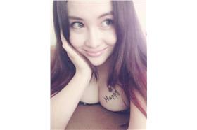 美胸自拍巨乳-微博