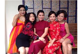 金鐘獎-謝瓊煖(客家劇場-在河左岸)-嚴藝文臉書(左二)