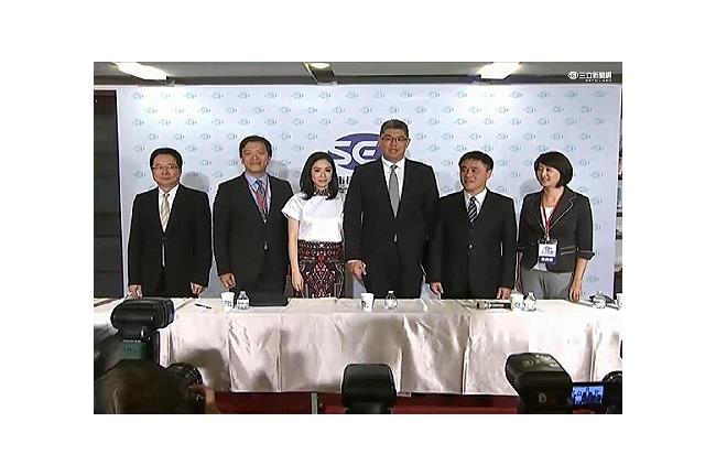 再邀辯論！連轟：民進黨「藉柯上市」