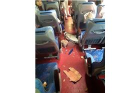 遊覽車行經燕子口遭落石砸中！3送醫