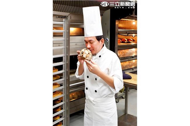屏東鄉下赤腳跑的吳寶春，台北找自己